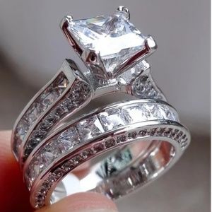 💜💜💜 COMING SOON!!! 💜💜💜 Size 6